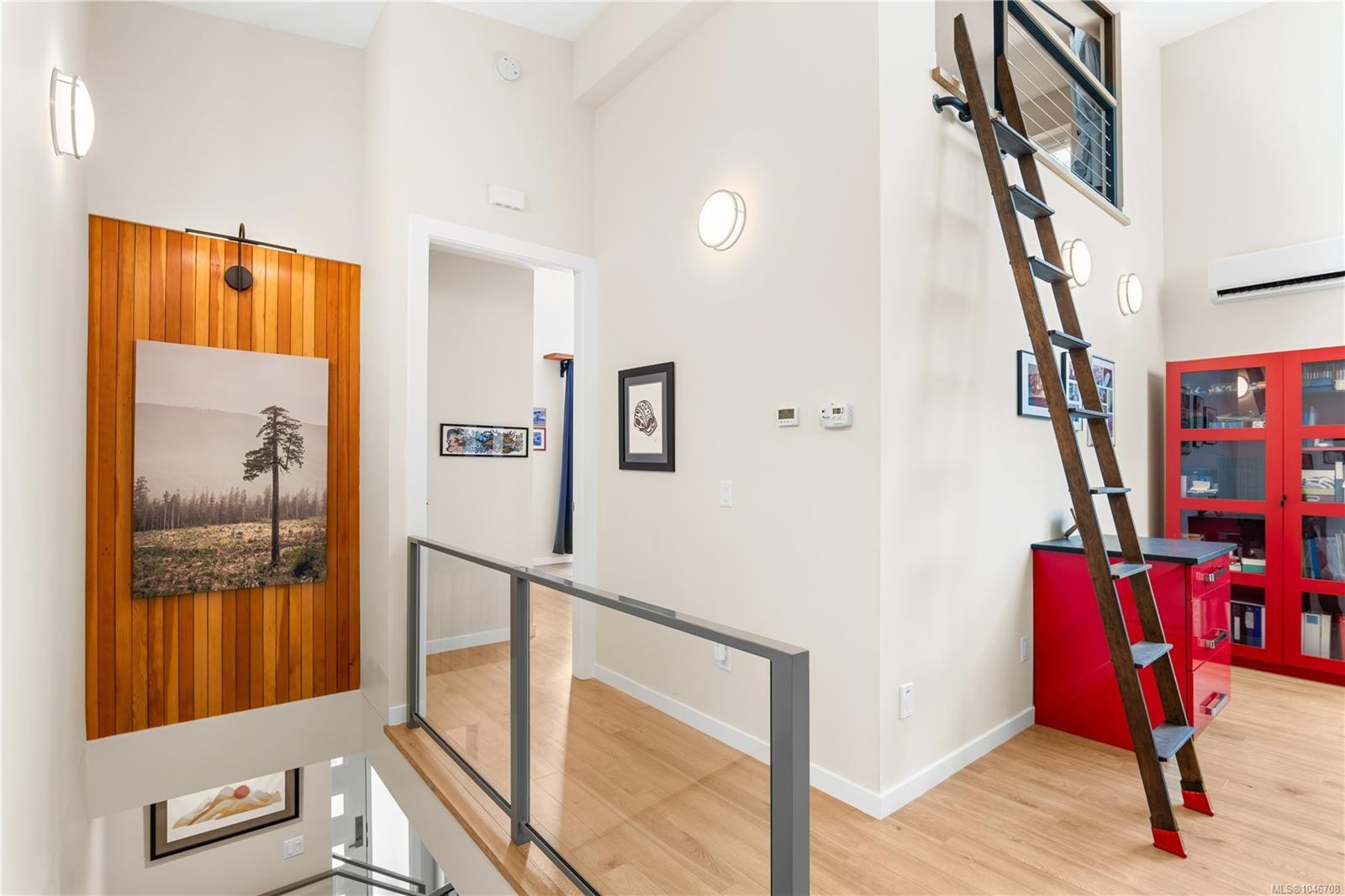 1704 Coronation Ave, Victoria, BC - Indoor Photo Showing Other Room