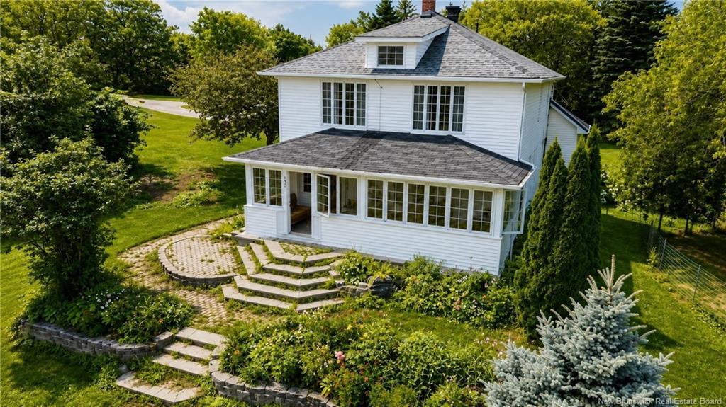 650 West Dr, Bathurst, NB