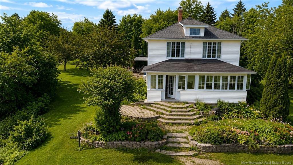 650 West Dr, Bathurst, NB
