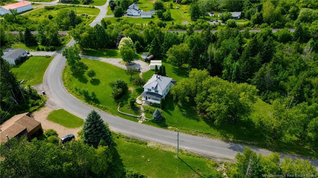 650 West Dr, Bathurst, NB