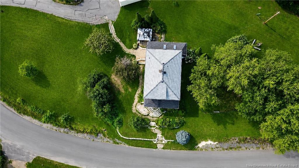 650 West Dr, Bathurst, NB