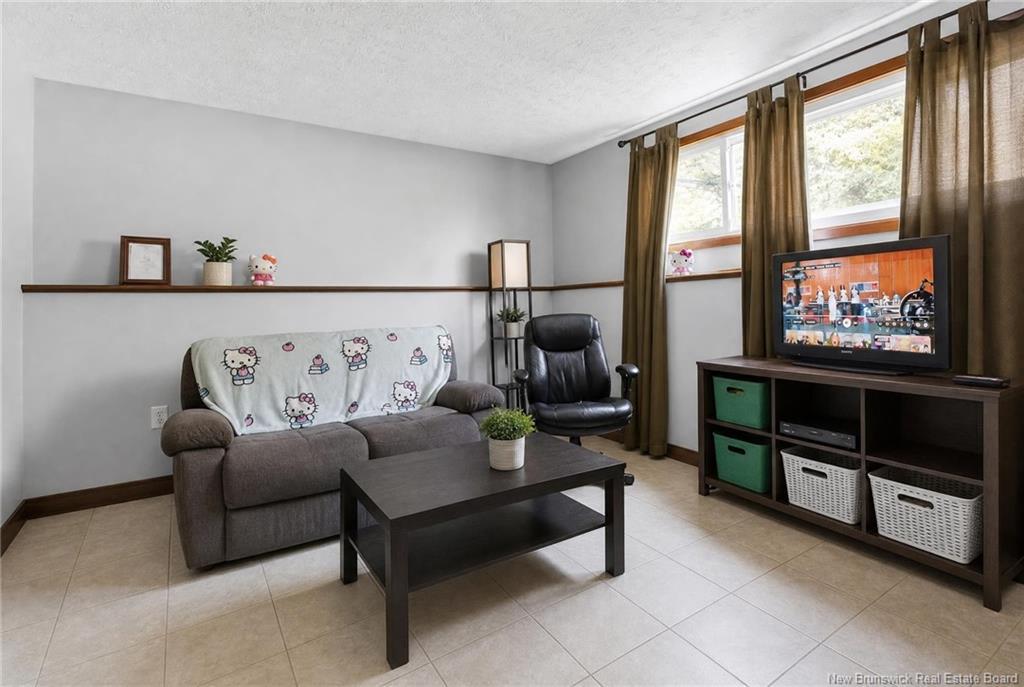 106-108 Seaman St, Moncton, NB - Indoor Photo Showing Living Room