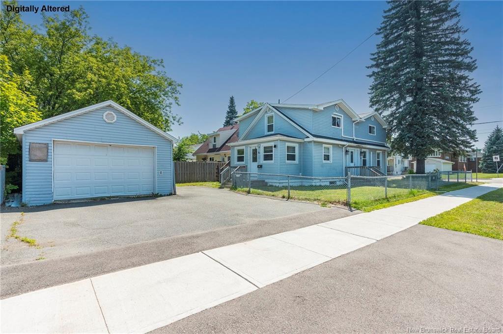 6 Lynch St, Moncton, NB - Outdoor