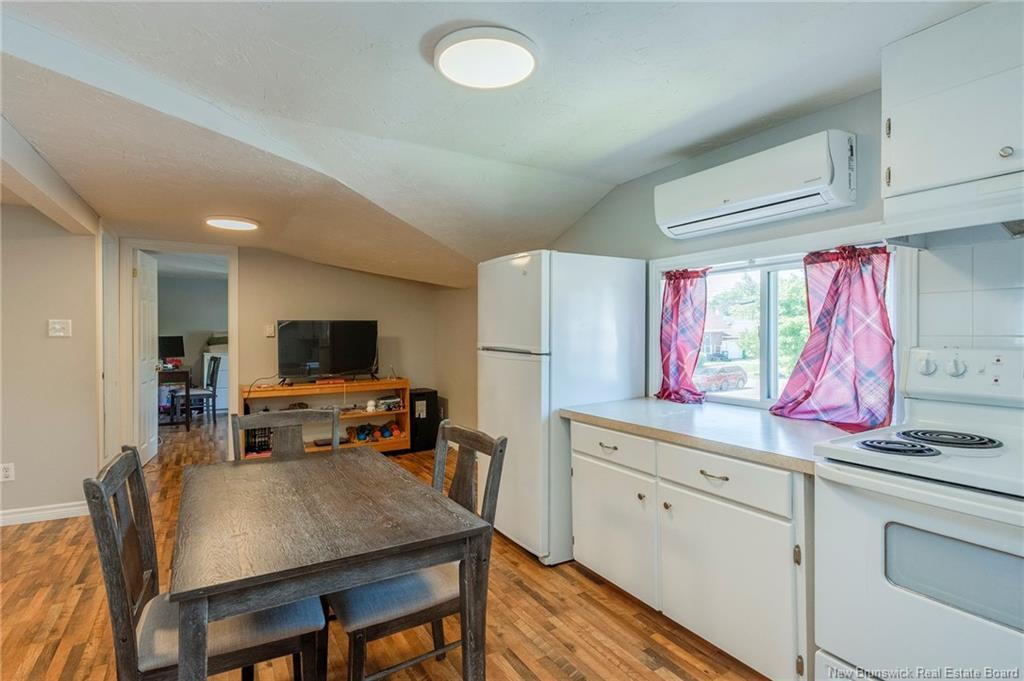 6 Lynch St, Moncton, NB - Indoor
