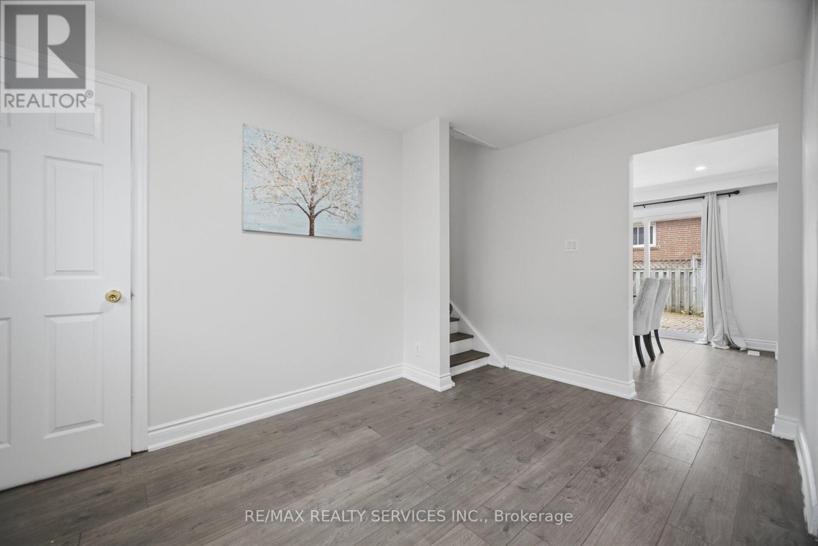 7493 Netherwood Road, Mississauga, ON - Indoor Photo Showing Other Room
