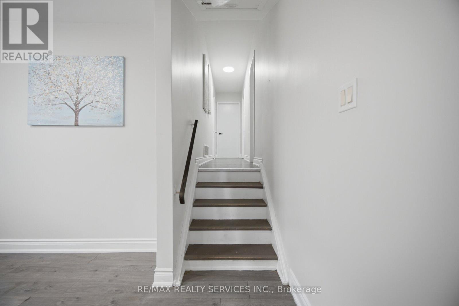 7493 Netherwood Road, Mississauga, ON - Indoor Photo Showing Other Room