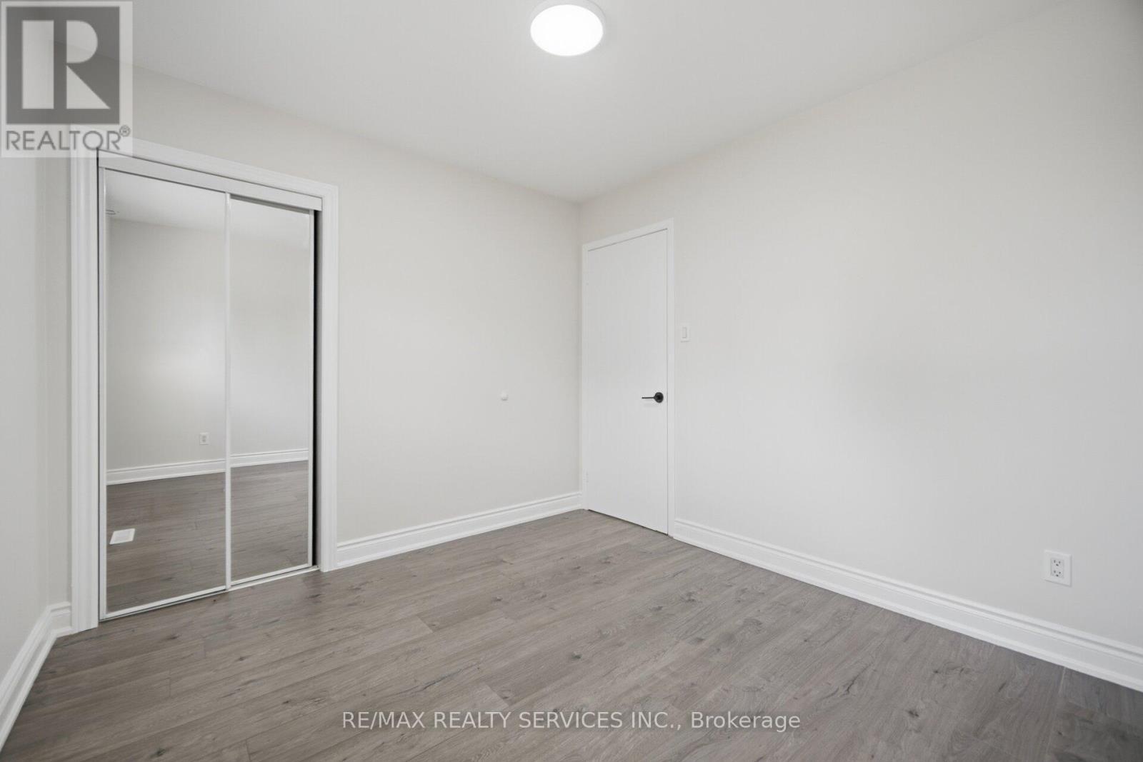7493 Netherwood Road, Mississauga, ON - Indoor Photo Showing Other Room