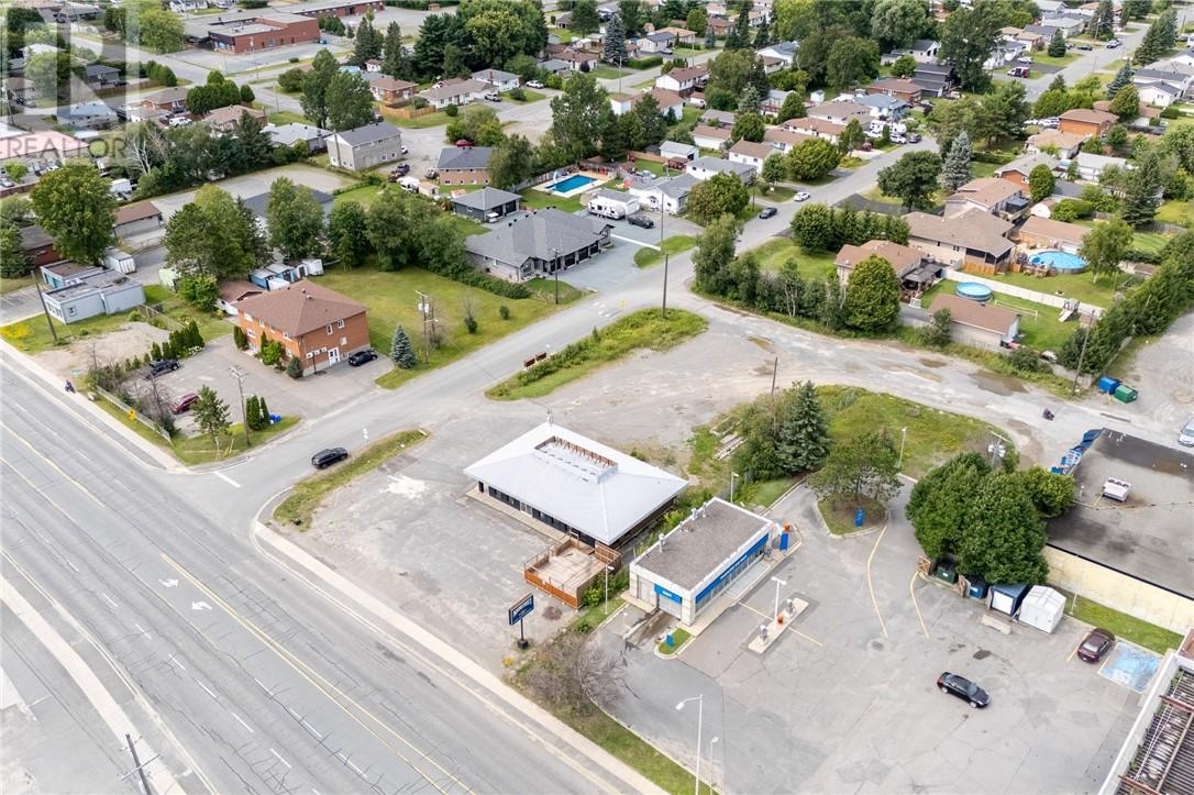 1642 Main, Val Caron, ON