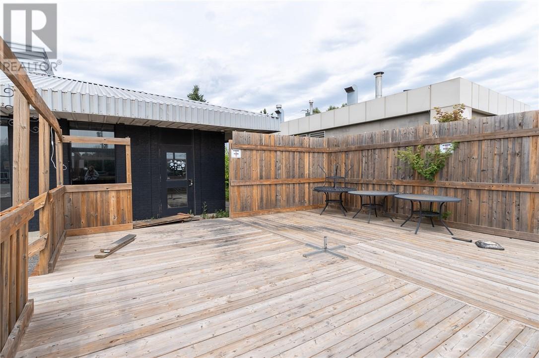 1642 Main, Val Caron, ON