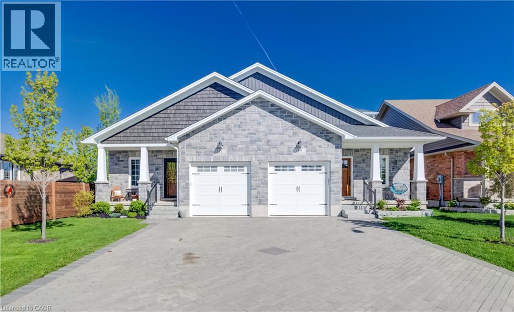 117 Sarah Road, Mount Forest, ON - Outdoor With Facade