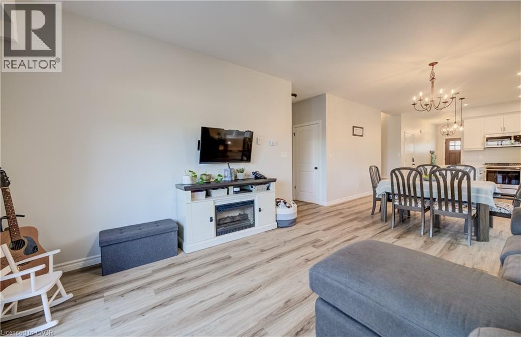 117 Sarah Road, Mount Forest, ON - Indoor