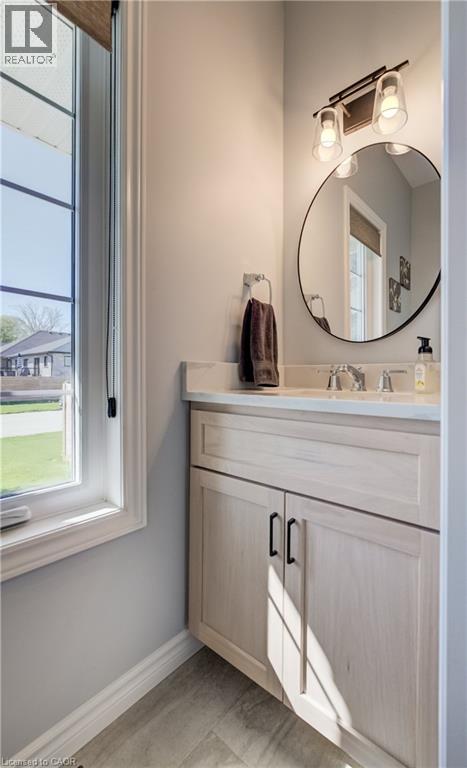 117 Sarah Road, Mount Forest, ON - Indoor Photo Showing Bathroom