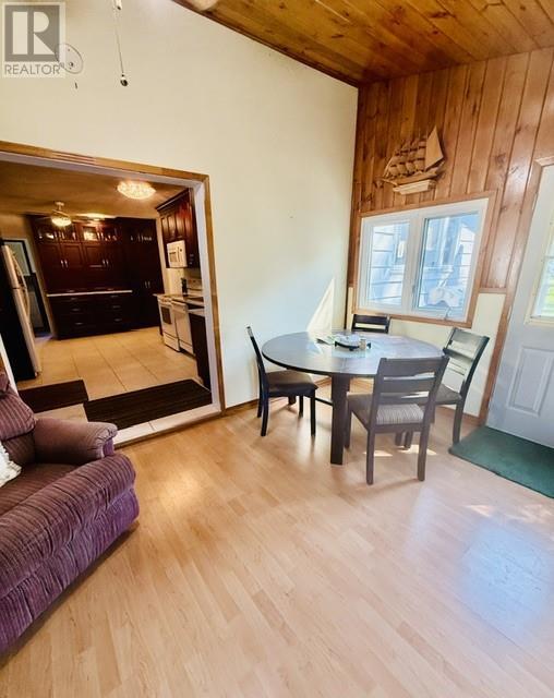 290 Second St N, Massey, ON - Indoor