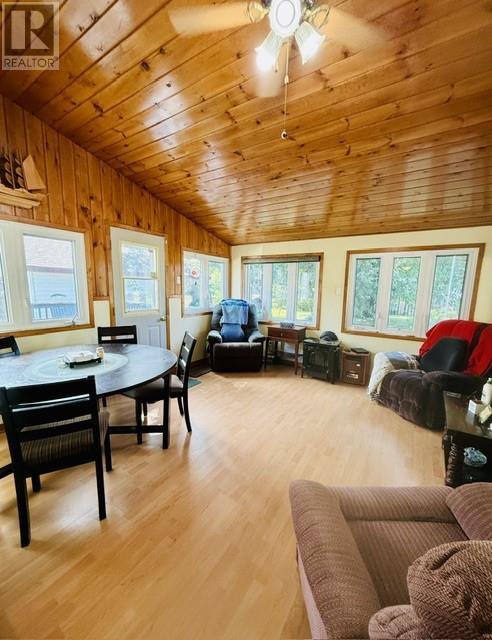 290 Second St N, Massey, ON - Indoor