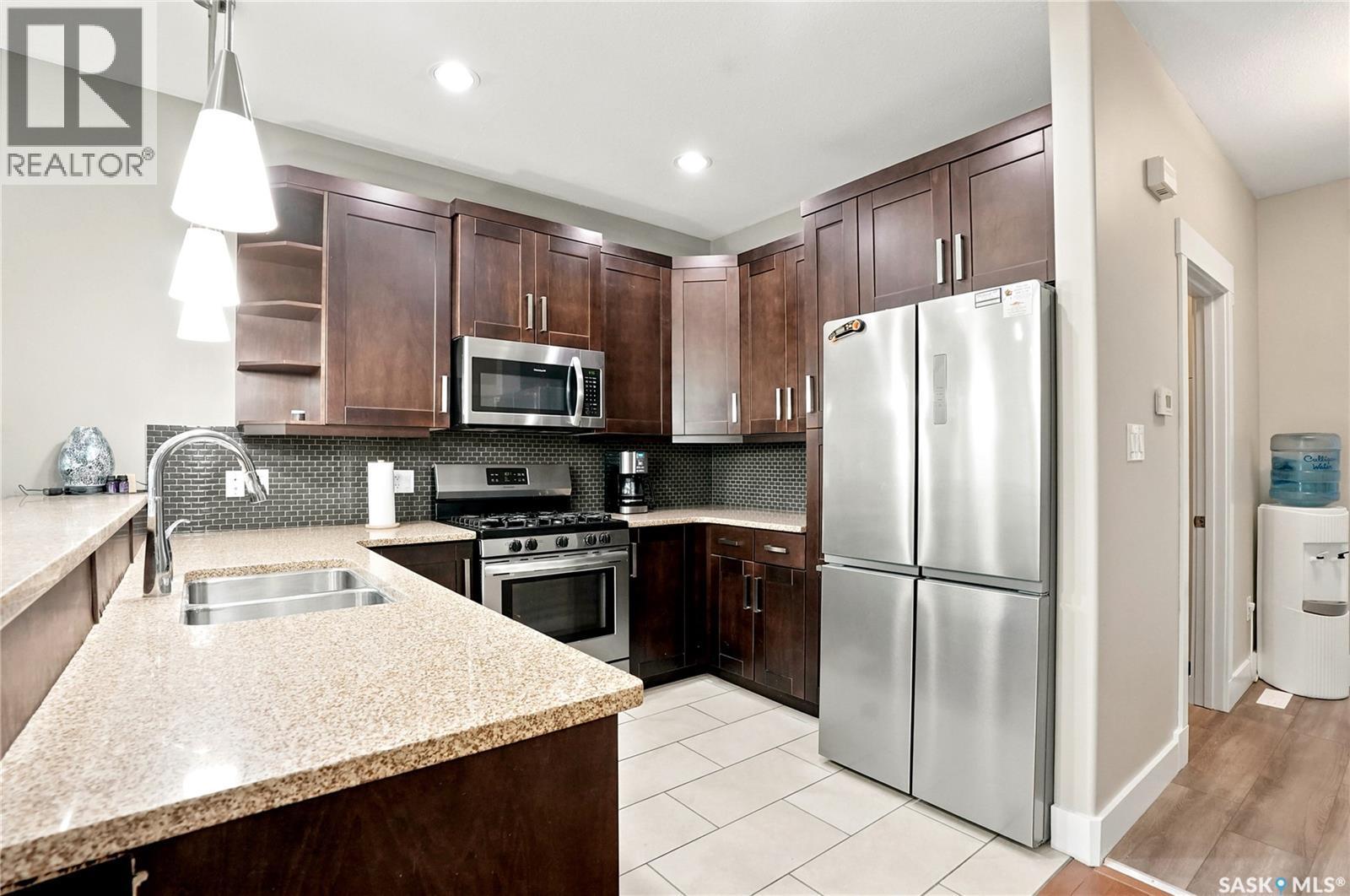 311 Ravine Road, Big Shell, SK - Indoor Photo Showing Kitchen With Double Sink With Upgraded Kitchen