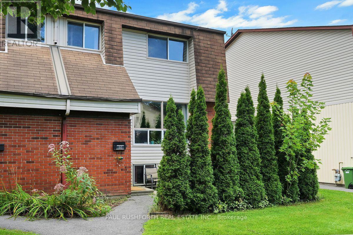 5D Sonnet Crescent - D - 5 Sonnet Crescent, Ottawa, ON - Outdoor With Exterior