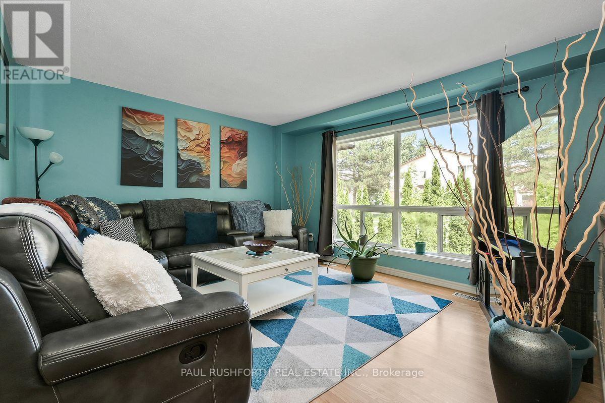 Living Room - D - 5 Sonnet Crescent, Ottawa, ON - Indoor Photo Showing Living Room