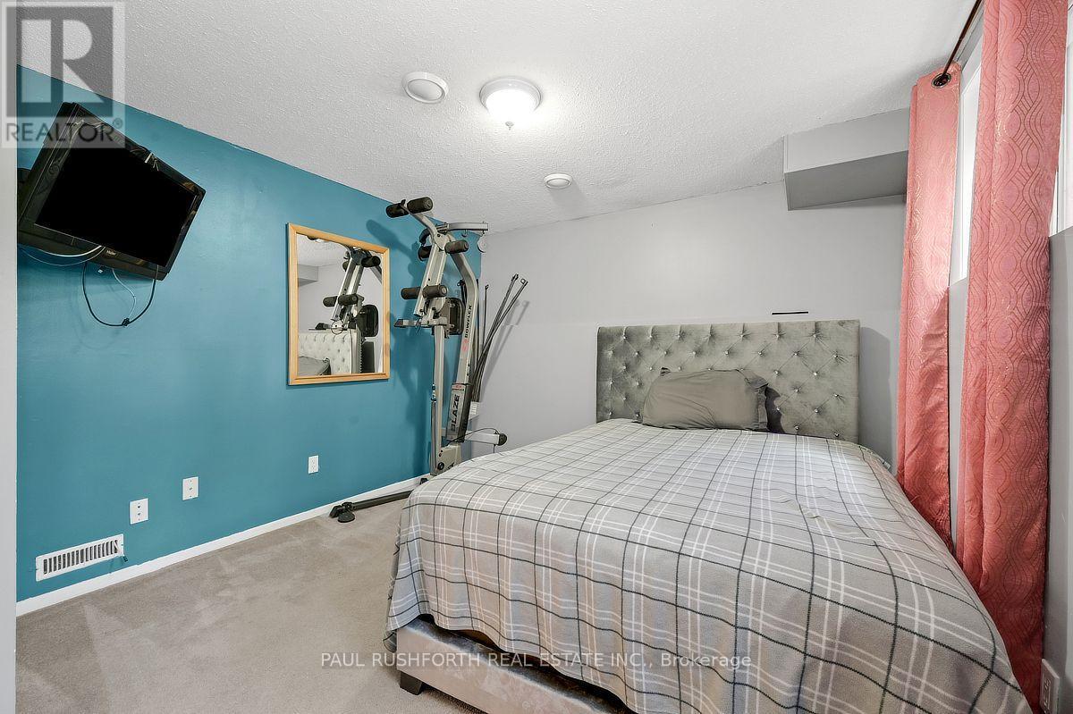 Bedroom #3 - D - 5 Sonnet Crescent, Ottawa, ON - Indoor Photo Showing Bedroom
