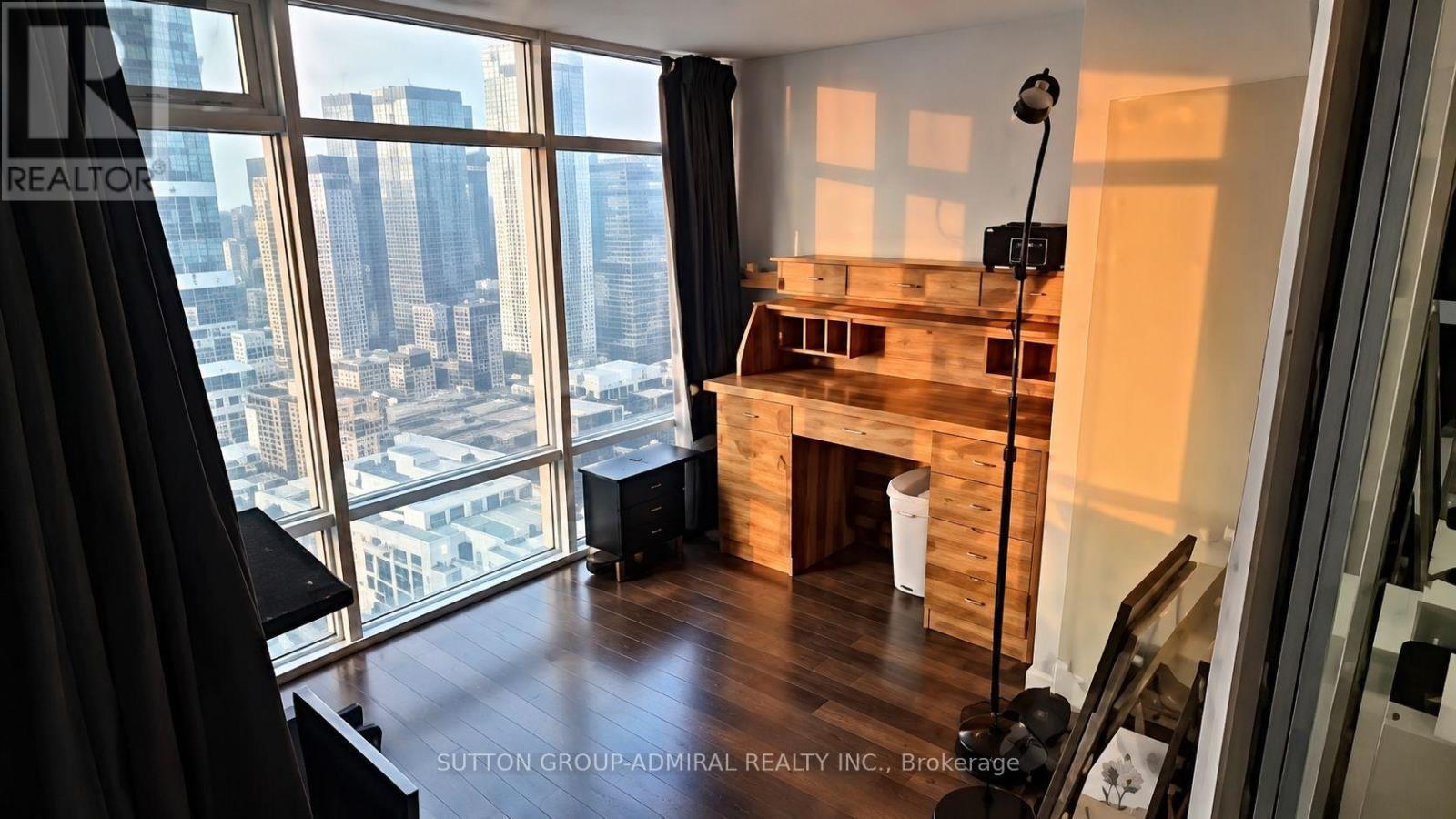 3210 - 2191 Yonge Street, Toronto, ON - Indoor Photo Showing Other Room
