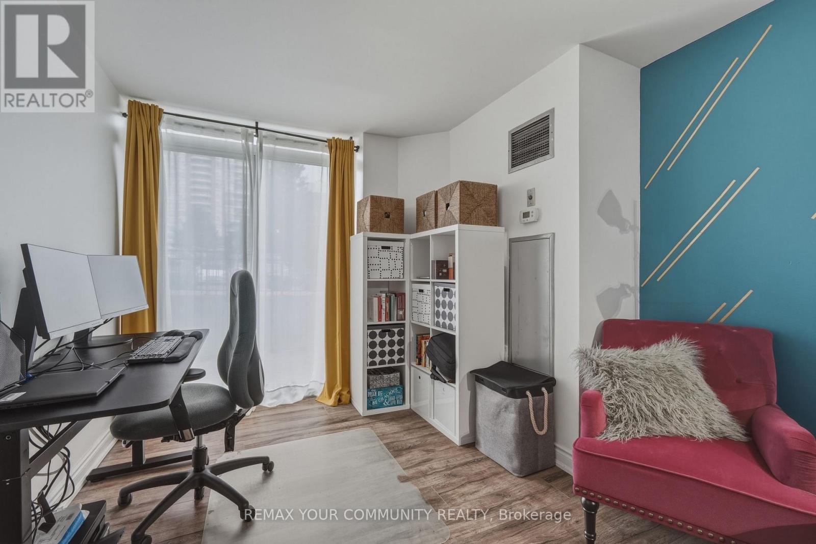 103 - 410 Mclevin Avenue, Toronto, ON - Indoor