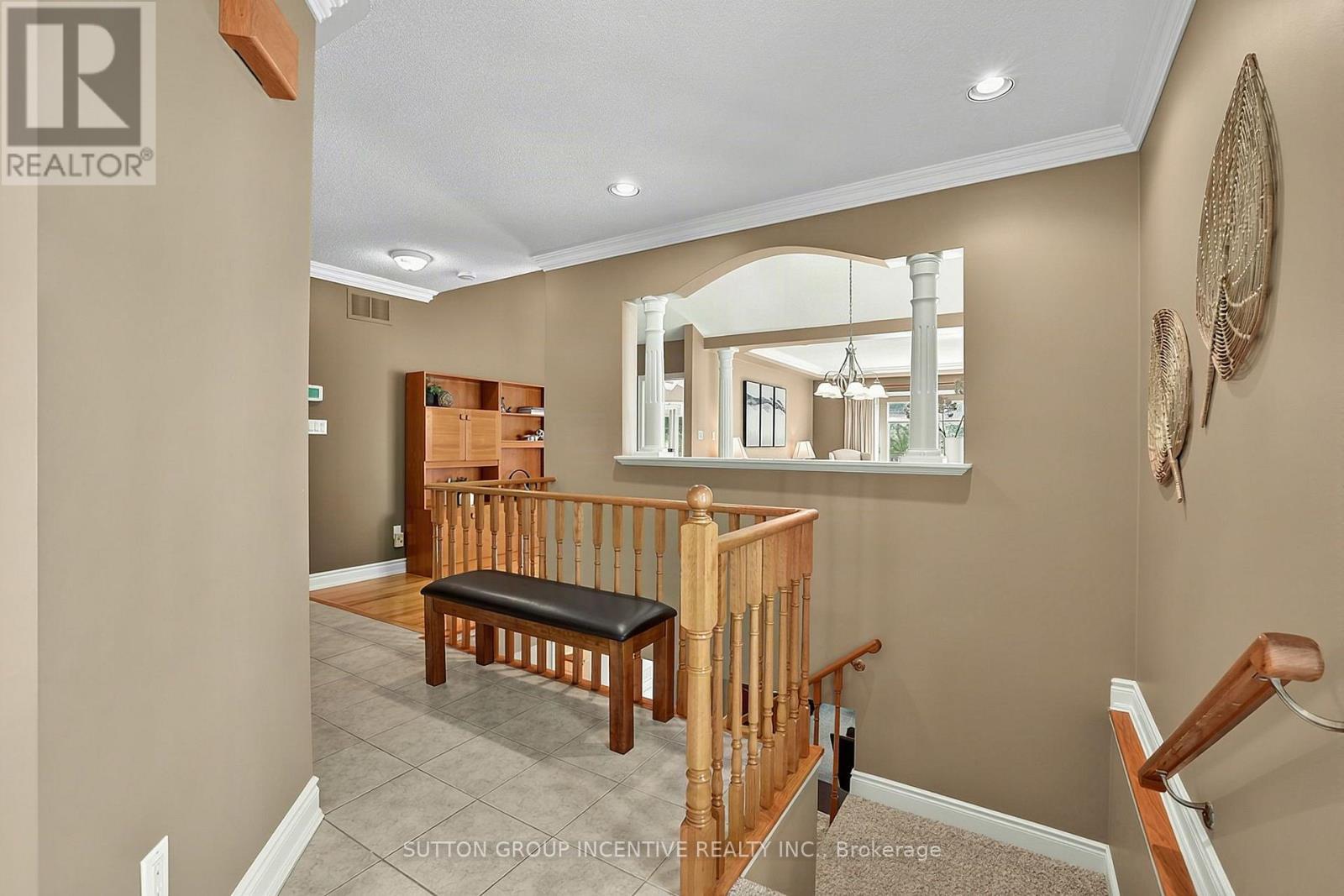 13 Renaissance Point, New Tecumseth, ON - Indoor Photo Showing Other Room