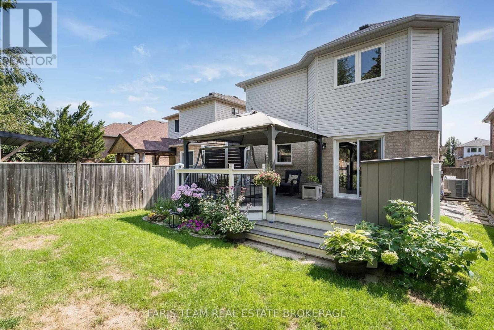 4 Bluegrass Drive, Barrie, ON - Outdoor With Deck Patio Veranda