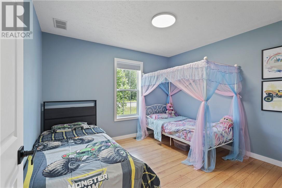 124 Yocom Drive, Espanola, ON - Indoor Photo Showing Bedroom