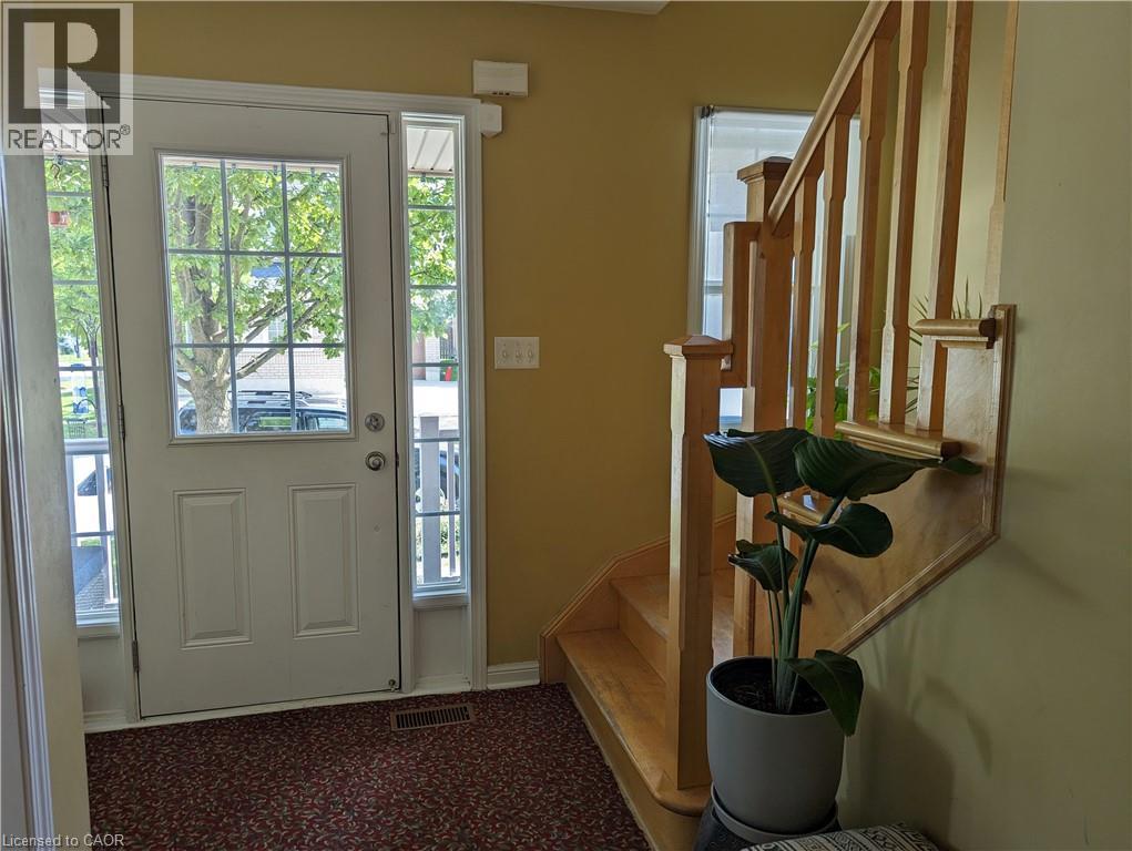 36 Bugdale Drive, Cambridge, ON - Indoor Photo Showing Other Room