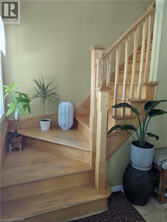 36 Bugdale Drive, Cambridge, ON - Indoor Photo Showing Other Room