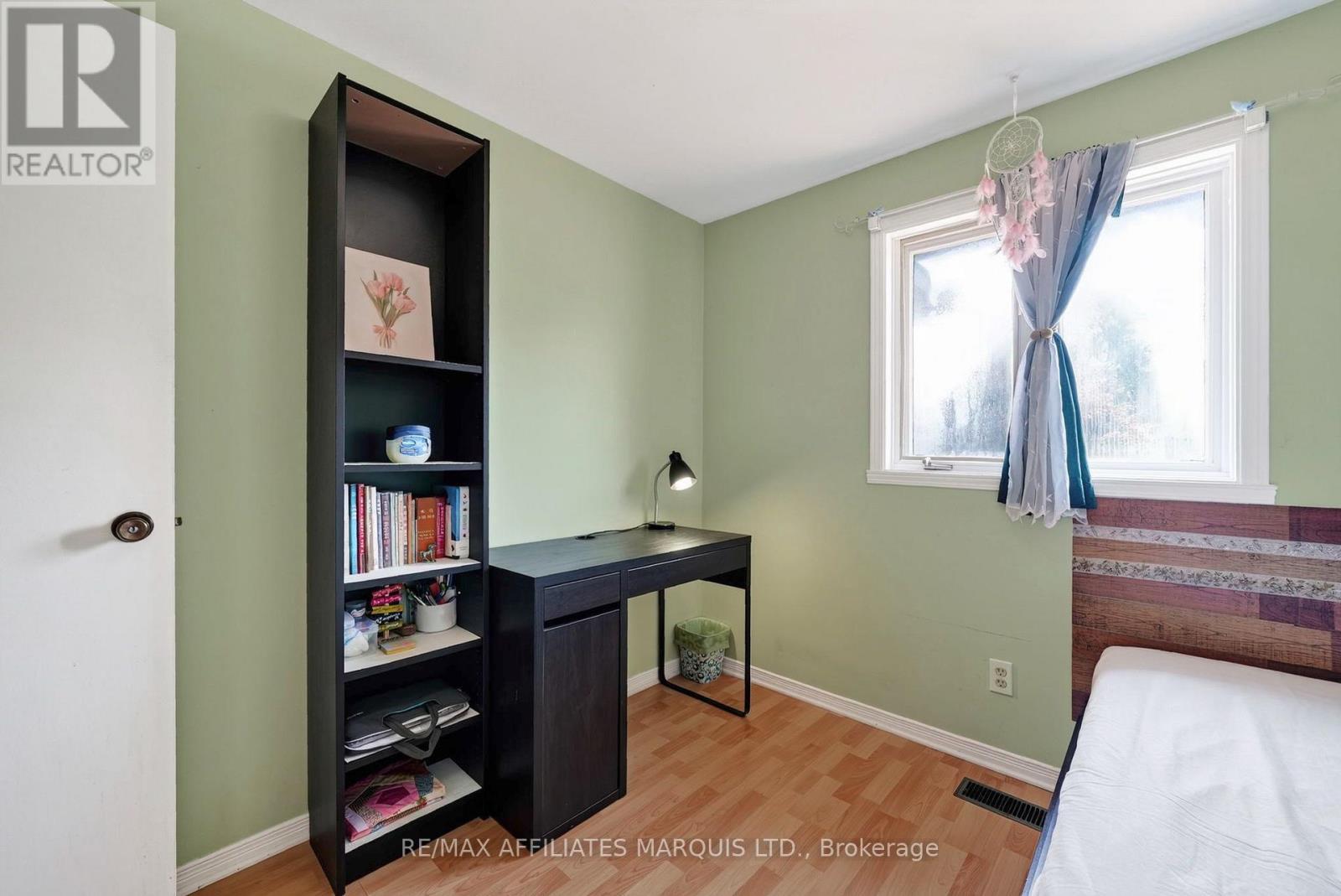 672 Champlain Drive, Cornwall, ON - Indoor Photo Showing Bedroom