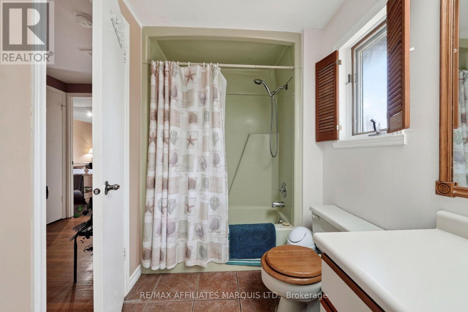 672 Champlain Drive, Cornwall, ON - Indoor Photo Showing Bathroom