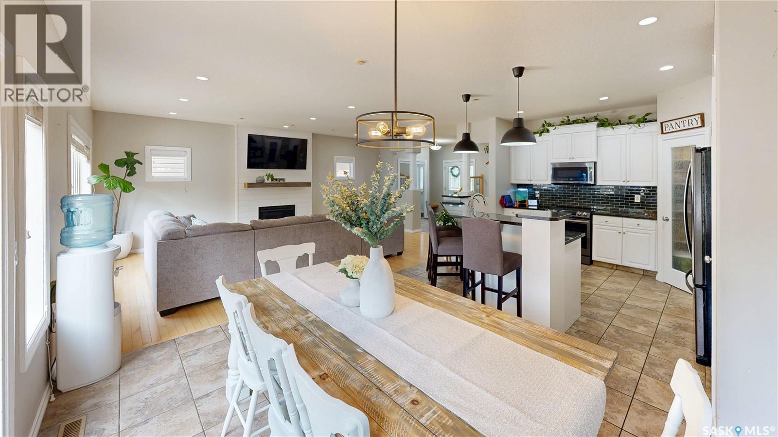 2806 Sunninghill Crescent, Regina, SK - Indoor