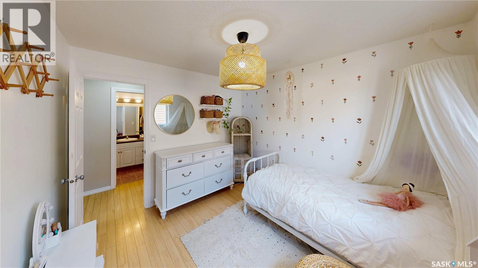 2806 Sunninghill Crescent, Regina, SK - Indoor Photo Showing Bedroom