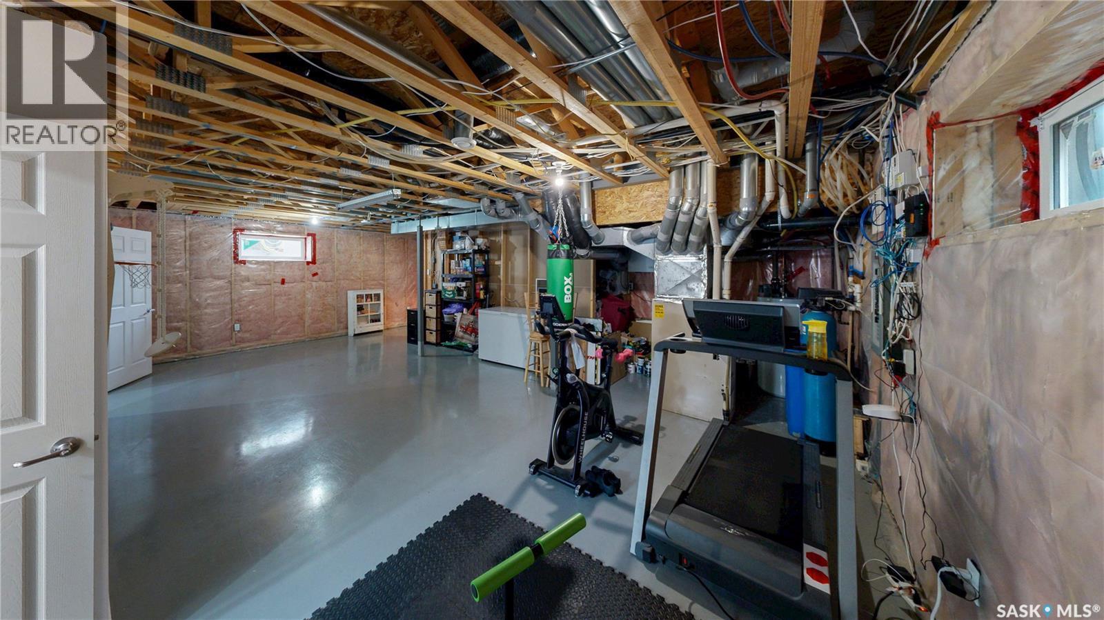 2806 Sunninghill Crescent, Regina, SK - Indoor Photo Showing Basement