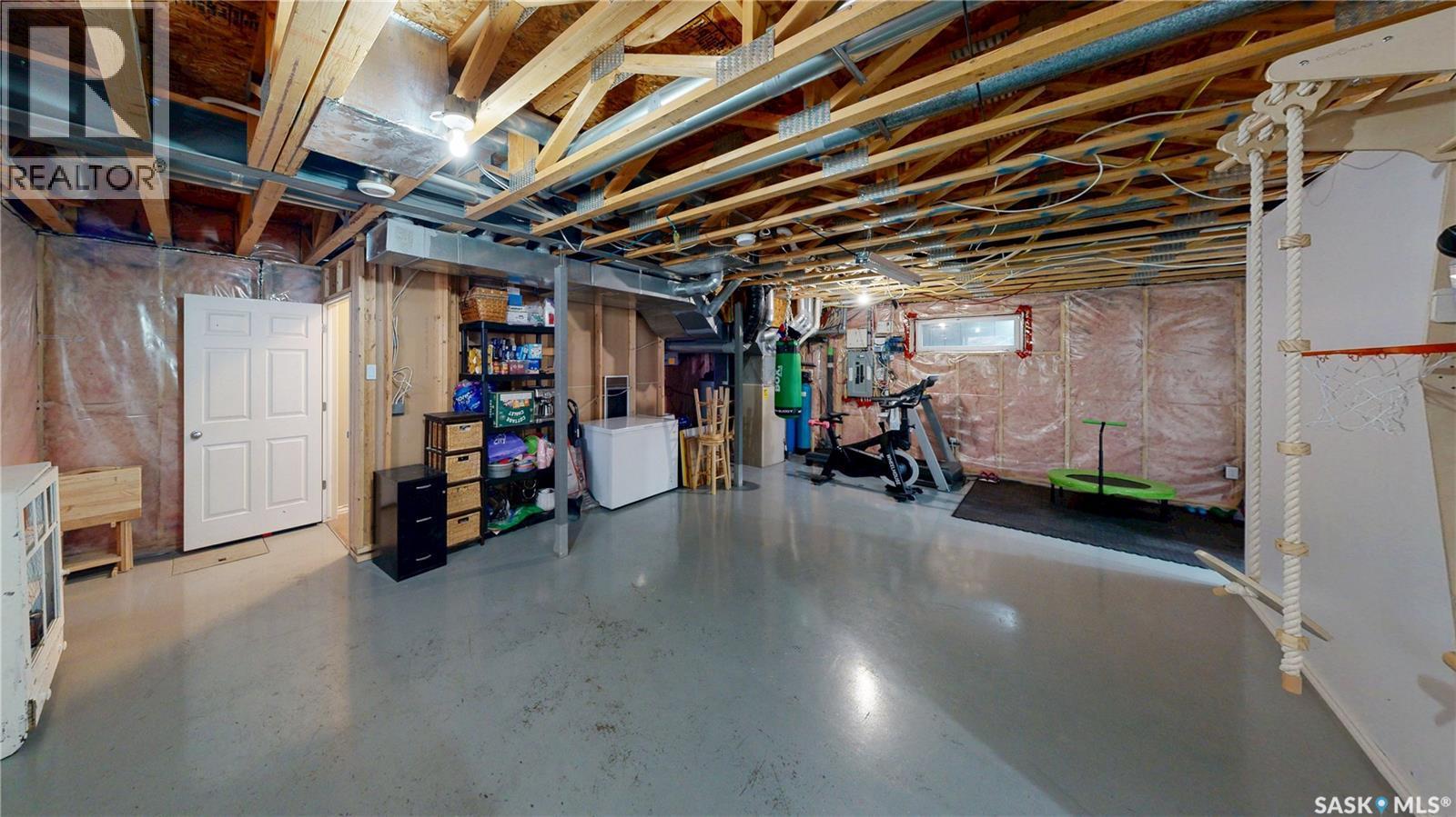 2806 Sunninghill Crescent, Regina, SK - Indoor Photo Showing Basement