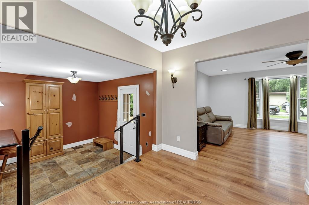 1797 Everts, Windsor, ON - Indoor Photo Showing Other Room