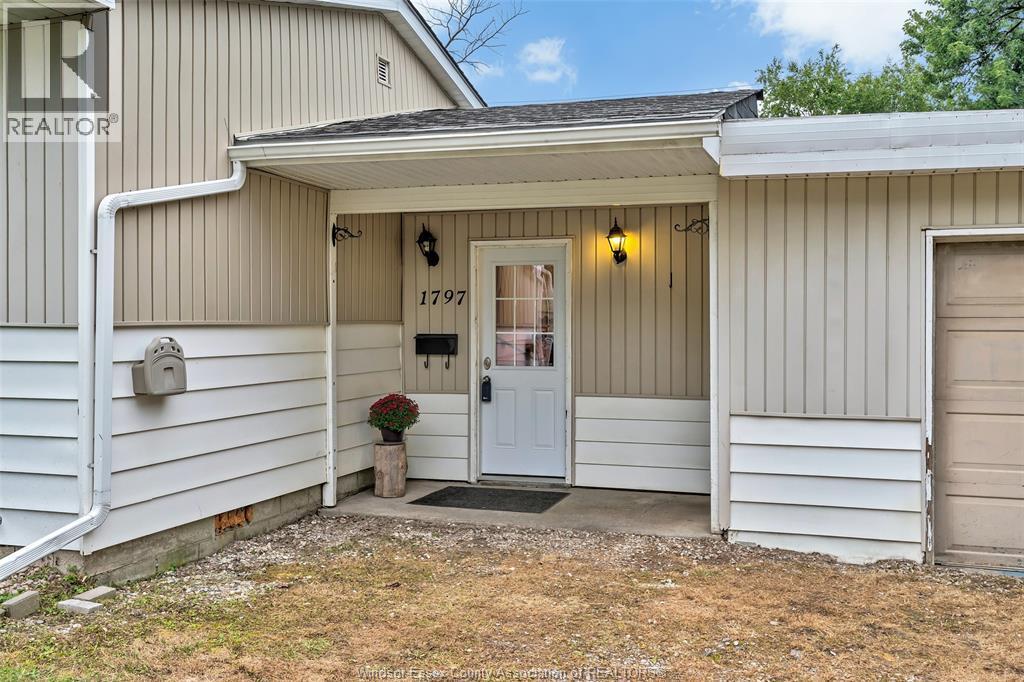 1797 Everts, Windsor, ON - Outdoor With Exterior
