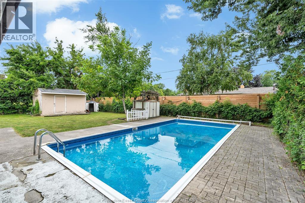 1797 Everts, Windsor, ON - Outdoor With In Ground Pool With Backyard