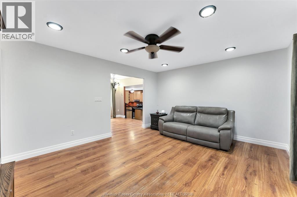 1797 Everts, Windsor, ON - Indoor