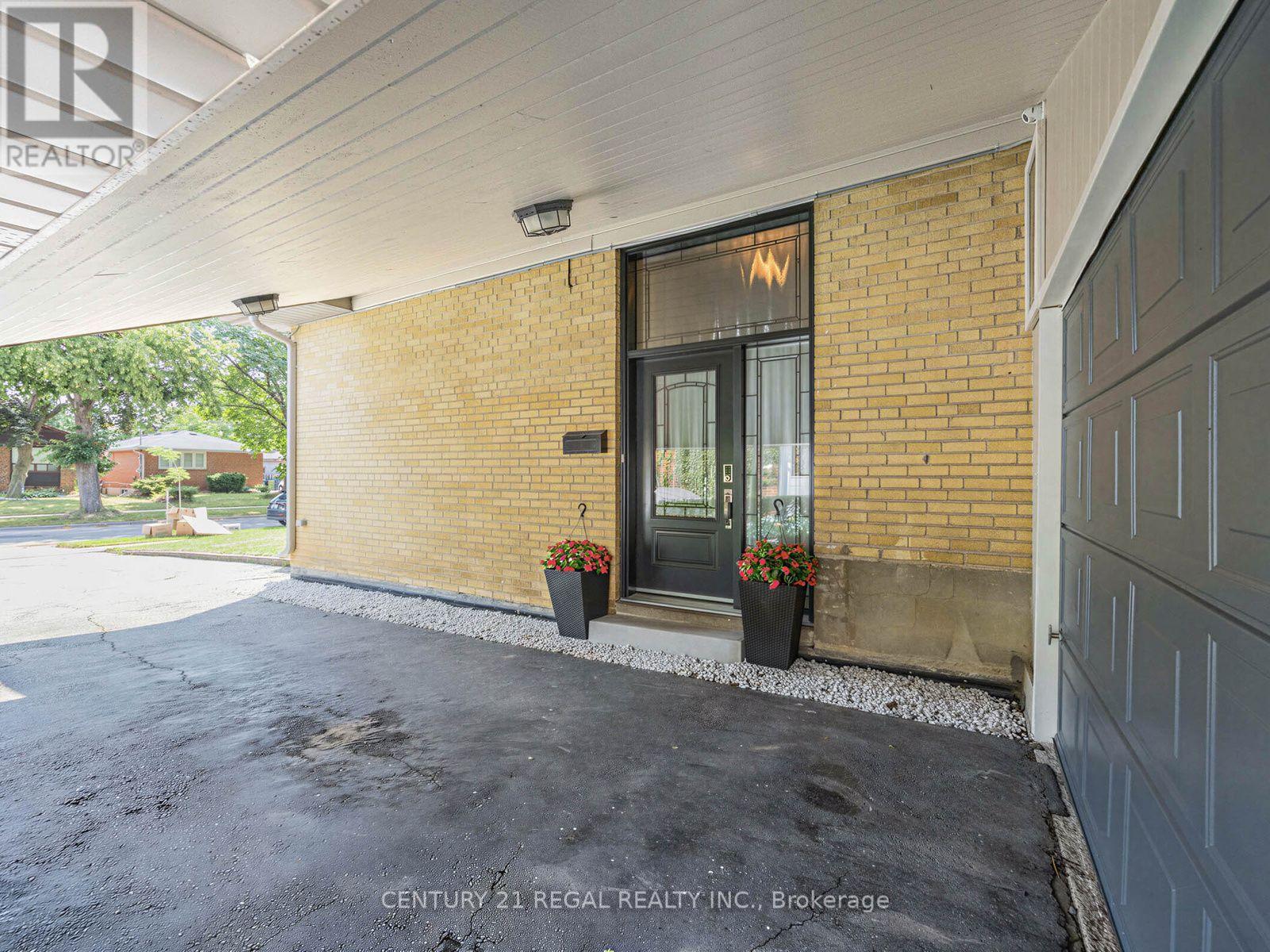281 Thistle Down Boulevard, Toronto, ON - Outdoor With Exterior