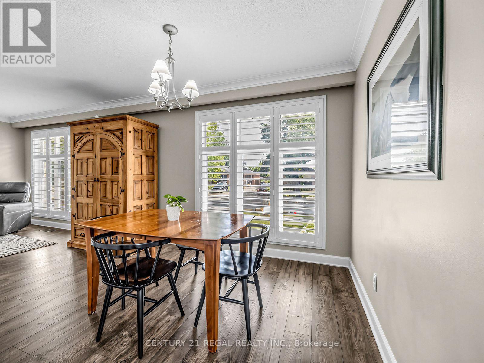 281 Thistle Down Boulevard, Toronto, ON - Indoor Photo Showing Dining Room