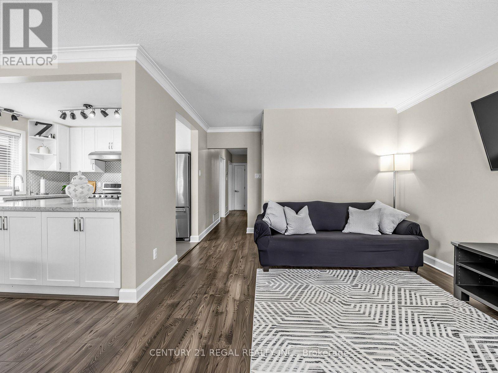 281 Thistle Down Boulevard, Toronto, ON - Indoor
