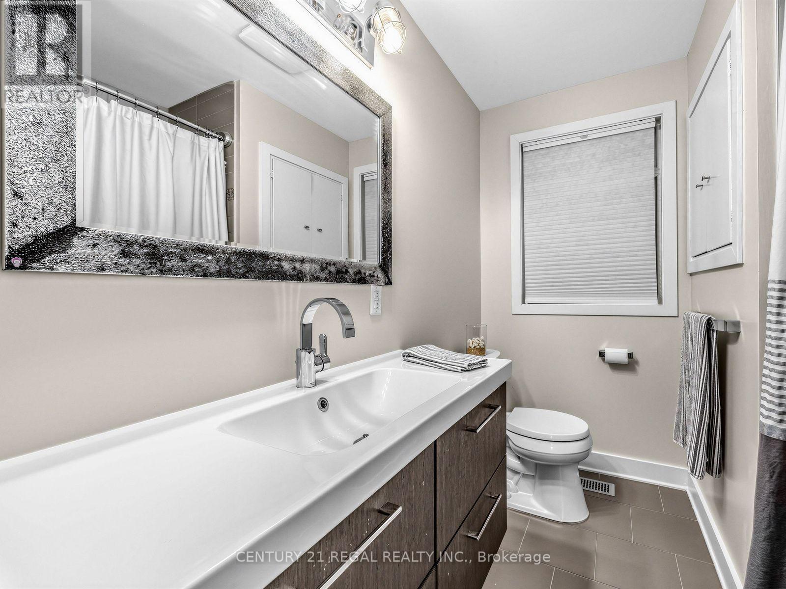 281 Thistle Down Boulevard, Toronto, ON - Indoor Photo Showing Bathroom
