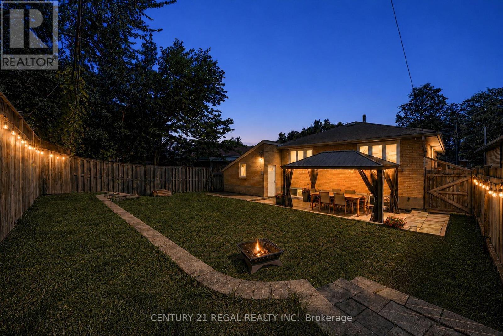 281 Thistle Down Boulevard, Toronto, ON - Outdoor With Deck Patio Veranda