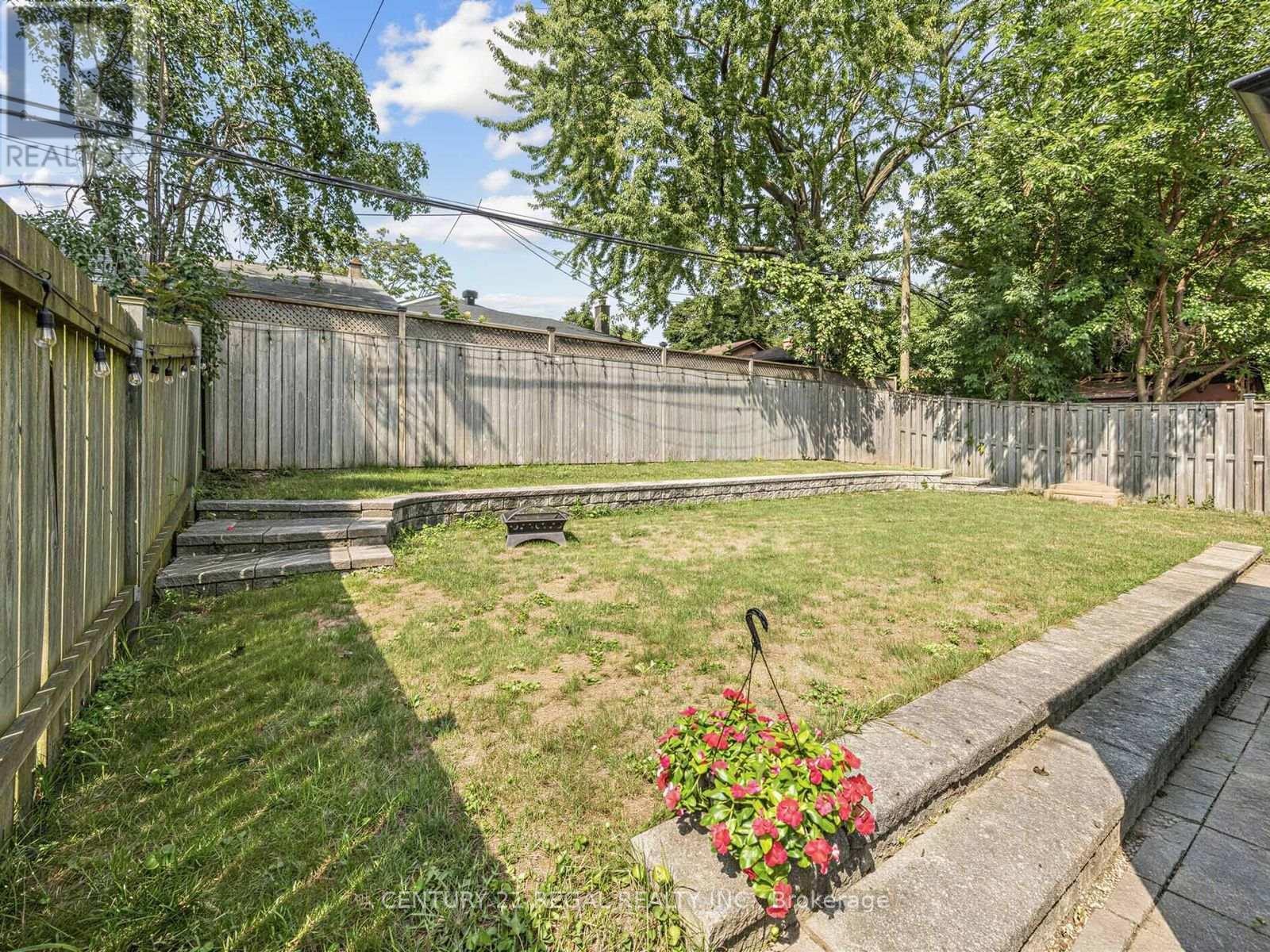 281 Thistle Down Boulevard, Toronto, ON - Outdoor