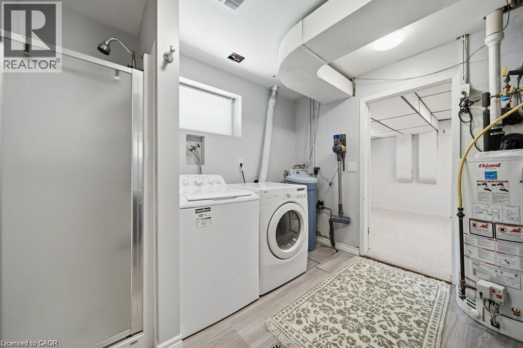64 Warren Road, Kitchener, ON - Indoor Photo Showing Laundry Room