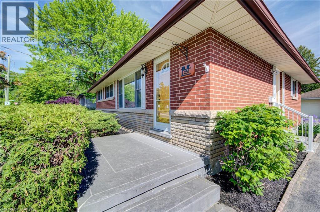 251 Union Street E, Waterloo, ON - Outdoor