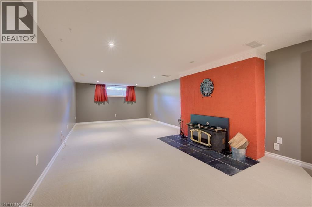 251 Union Street E, Waterloo, ON - Indoor With Fireplace