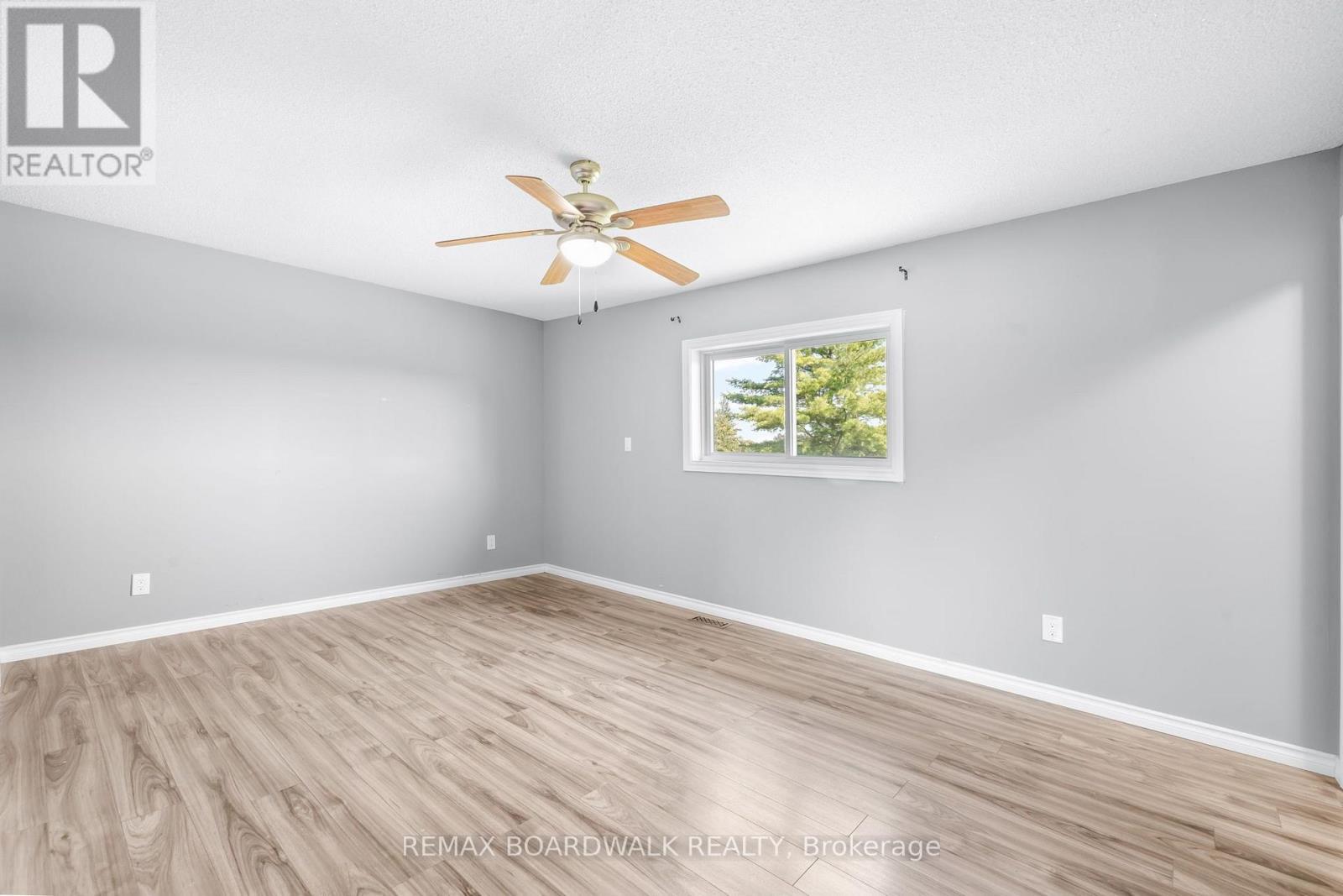 189 Arnold Drive, Perth, ON - Indoor Photo Showing Other Room