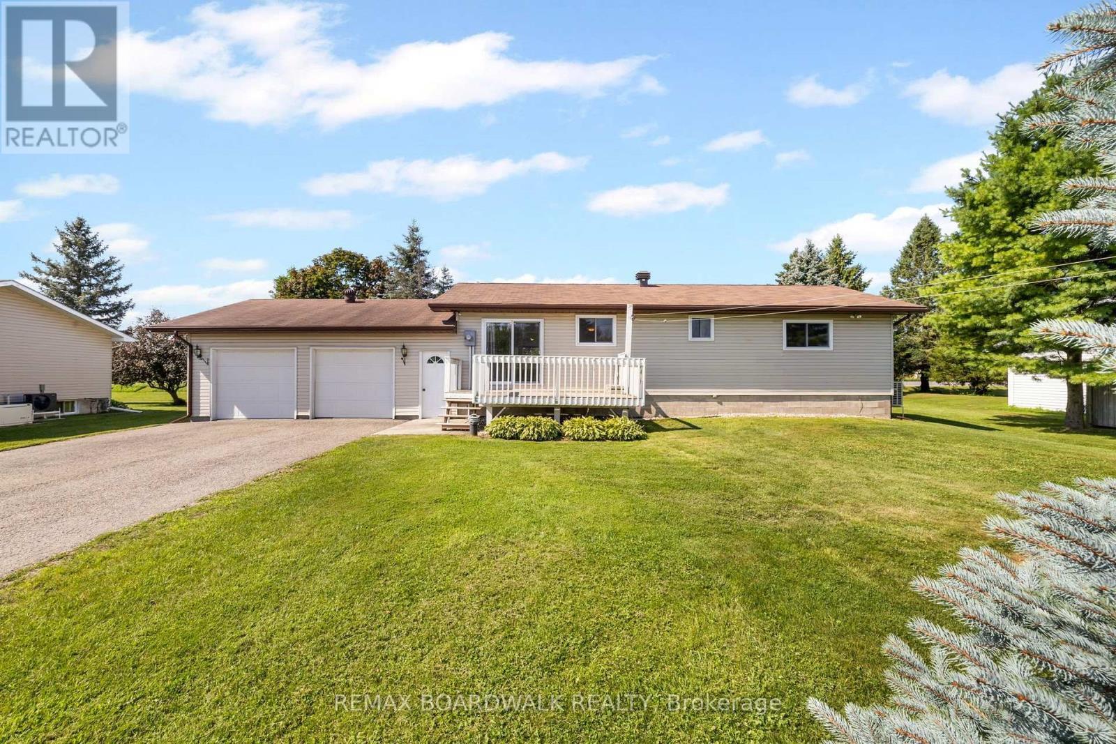 189 Arnold Drive, Perth, ON - Outdoor